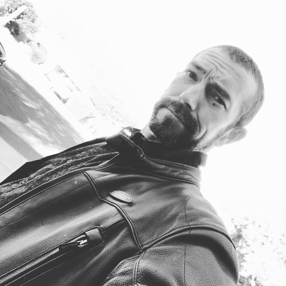 Meet your Posher, Jason - Picture 12 of 16